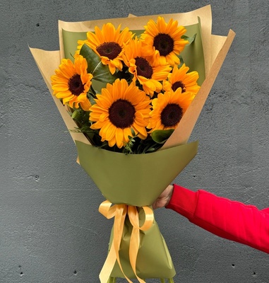 Летний букет с подсолнухами - Доставка цветов в Екатеринбурге