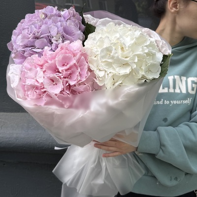 Букет из 3 х нежных гортензии 🤍 - Доставка цветов в Екатеринбурге