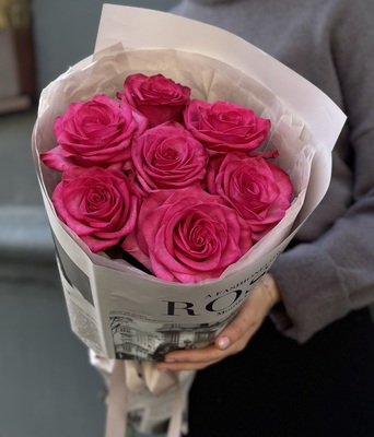 Розы в оформлении  - Доставка цветов в Екатеринбурге