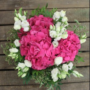 Специальная серия букетов с гортензиями - Доставка цветов в Екатеринбурге